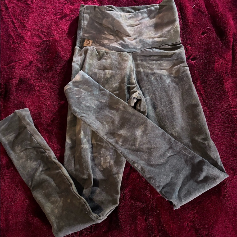 Sinew Moon Scorched Earth China Cat leggings, small, hemp stretch